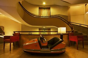 Pão de Açúcar – Vintage Bumper Car Hotel