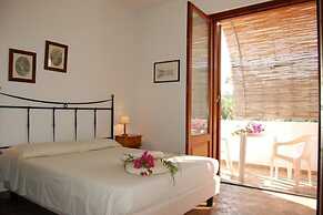 Baia Portinenti Hotel Residence