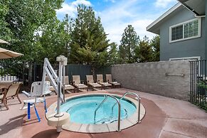 Best Western Rose Quartz Inn