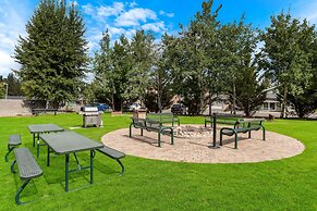 Best Western Rose Quartz Inn