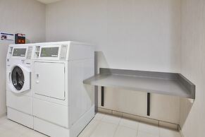 Holiday Inn Express Hotel & Suites Rochester - Victor by IHG