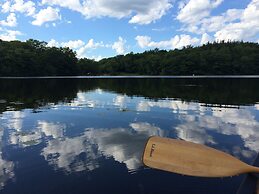 The Central Downtown Inn & Suites