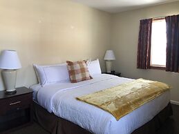 The Central Downtown Inn & Suites