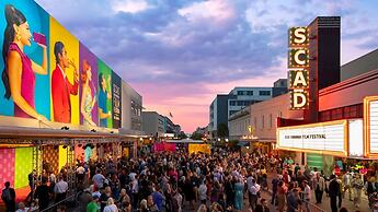 Staybridge Suites Savannah Historic District by IHG