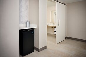 Holiday Inn Express and Suites Kitchener Southeast by IHG