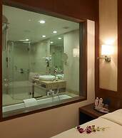 Royal Orchid Resort & Convention Centre