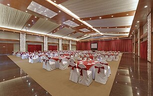 Royal Orchid Resort & Convention Centre