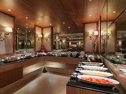 Royal Orchid Resort & Convention Centre