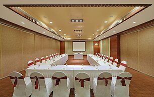 Royal Orchid Resort & Convention Centre