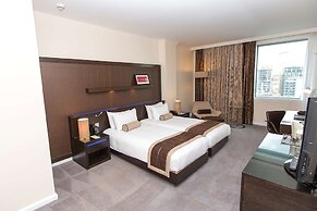 Hilton London Canary Wharf