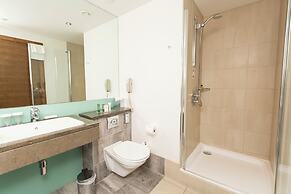 Hilton London Canary Wharf