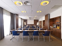 Holiday Inn Express Toulouse Airport by IHG