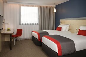 Holiday Inn Express Toulouse Airport by IHG