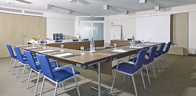 Holiday Inn Express Toulouse Airport by IHG