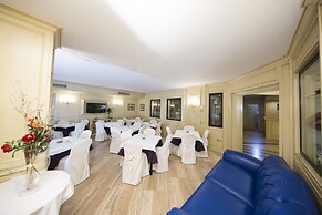 Mancini Park Hotel