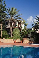 Cala Ginepro Hotel Resort