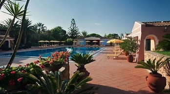 Cala Ginepro Hotel Resort