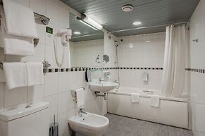 Riga Islande Hotel with FREE parking