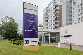Riga Islande Hotel with FREE parking