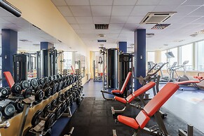 Riga Islande Hotel with FREE parking