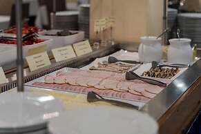 Riga Islande Hotel with FREE parking