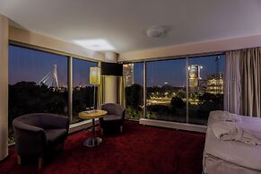 Riga Islande Hotel with FREE parking