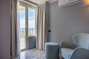 Grand Hotel
