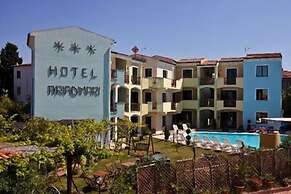 Ariadimari Hotel