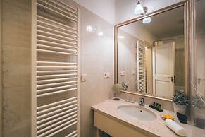 Appia Hotel Residences