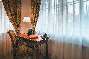 Appia Hotel Residences