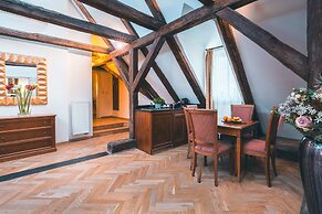 Appia Hotel Residences