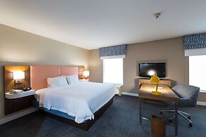 Hampton Inn & Suites Jamestown