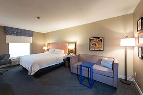 Hampton Inn & Suites Jamestown