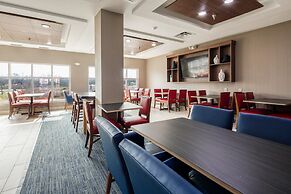 Holiday Inn Express & Suites Lenoir Cty by IHG