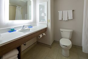 Holiday Inn Express & Suites Lenoir Cty by IHG