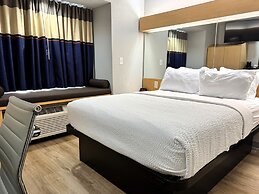Microtel Inn & Suites by Wyndham Albertville