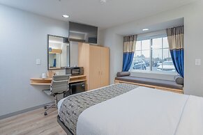 Microtel Inn & Suites by Wyndham Albertville