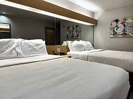 Microtel Inn & Suites by Wyndham Albertville