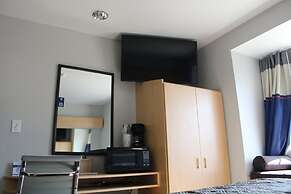 Microtel Inn & Suites by Wyndham Albertville