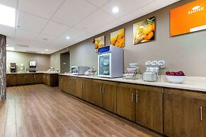 Comfort Suites Near Potomac Mills