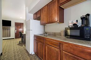 Clarion Pointe Charleston - West Ashley