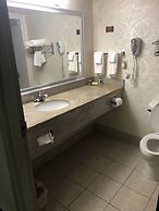 Clarion Pointe Charleston - West Ashley