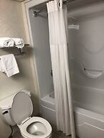 Clarion Pointe Charleston - West Ashley