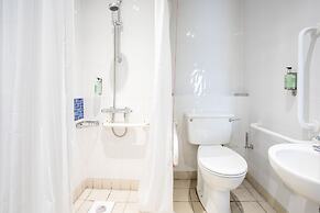 Holiday Inn Express Dunfermline by IHG