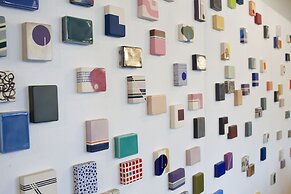 Trumbull and Porter Hotel