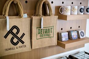 Trumbull and Porter Hotel