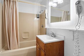 Americas Best Value Inn Jonesville Hillsdale