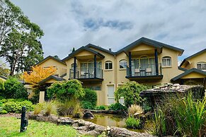 Falls Mountain Retreat