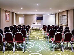Mercure Newbury West Grange Hotel