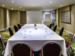 Mercure Newbury West Grange Hotel